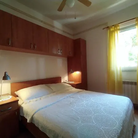 No Stress On Cres Apartment Exterior photo